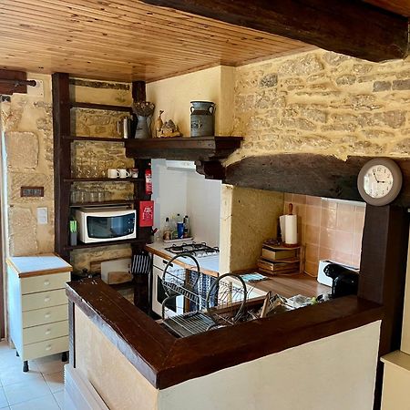 La Vieille Ferme: Superbe Complexe De 3 Gites En Pierre Avec Piscine Au Coeur Du Perigord Noir Saint-Genies Eksteriør billede