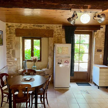 La Vieille Ferme: Superbe Complexe De 3 Gites En Pierre Avec Piscine Au Coeur Du Perigord Noir Saint-Genies Eksteriør billede
